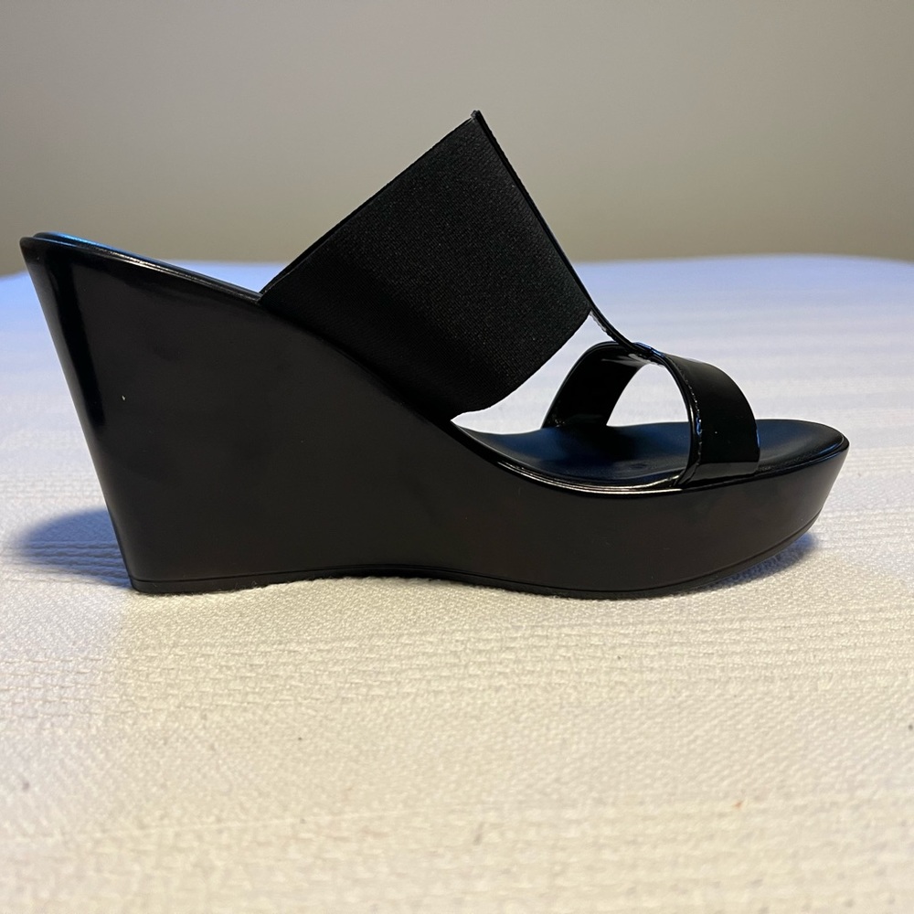Italian Shoemakers Wedge Slide - Size 7 US
